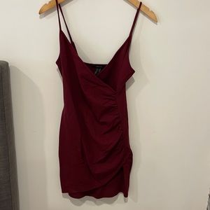 Forever 21 maroon dress